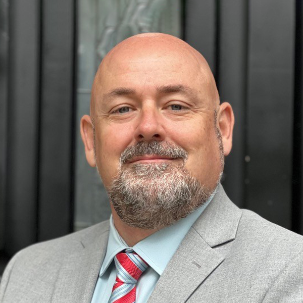 Pat Lewis
